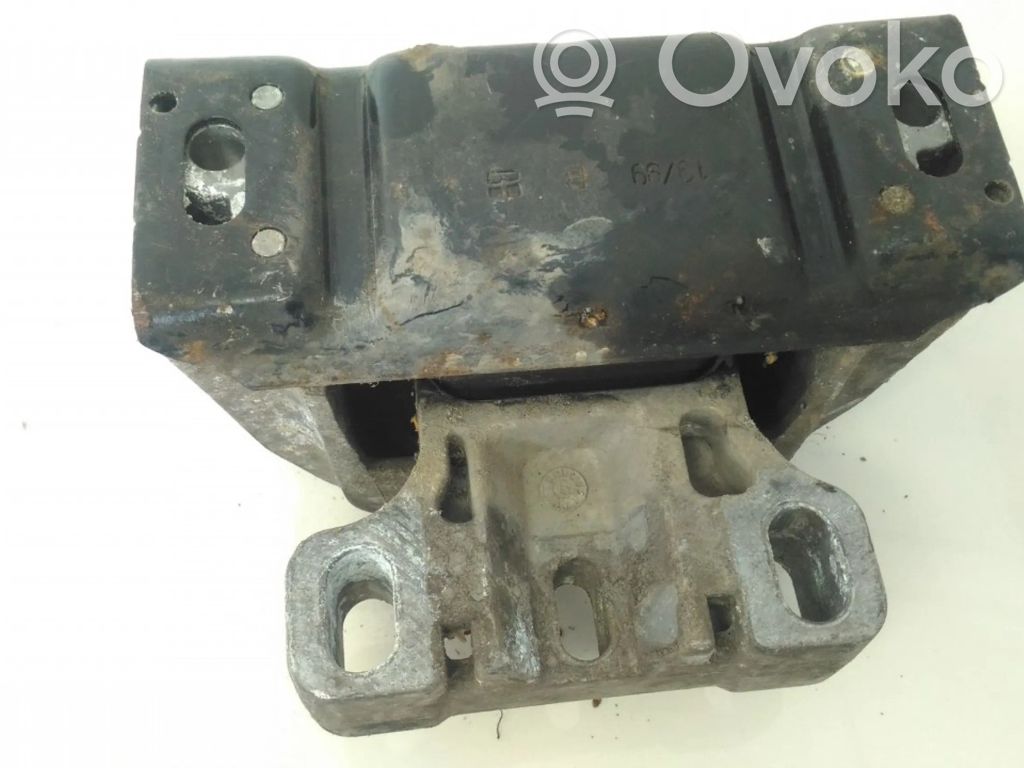 Volkswagen Golf IV Suport tampon motor
