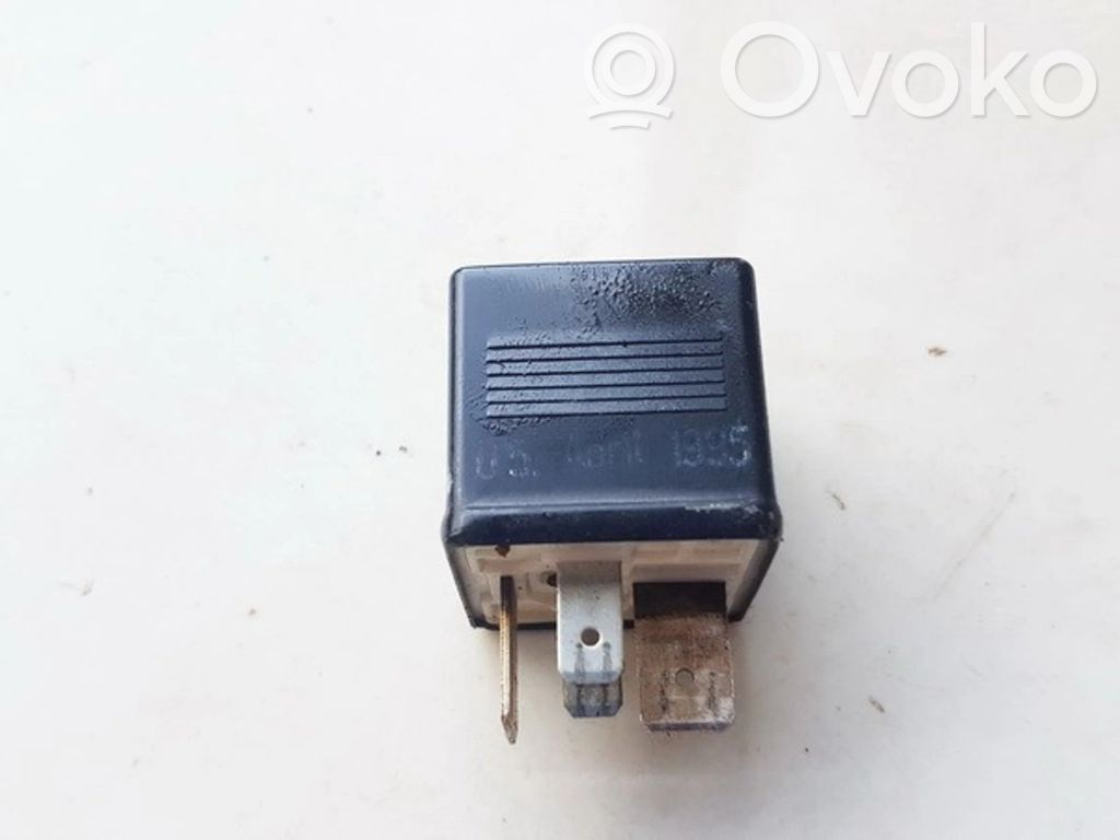 Audi A6 S6 C4 4A Alte relee 