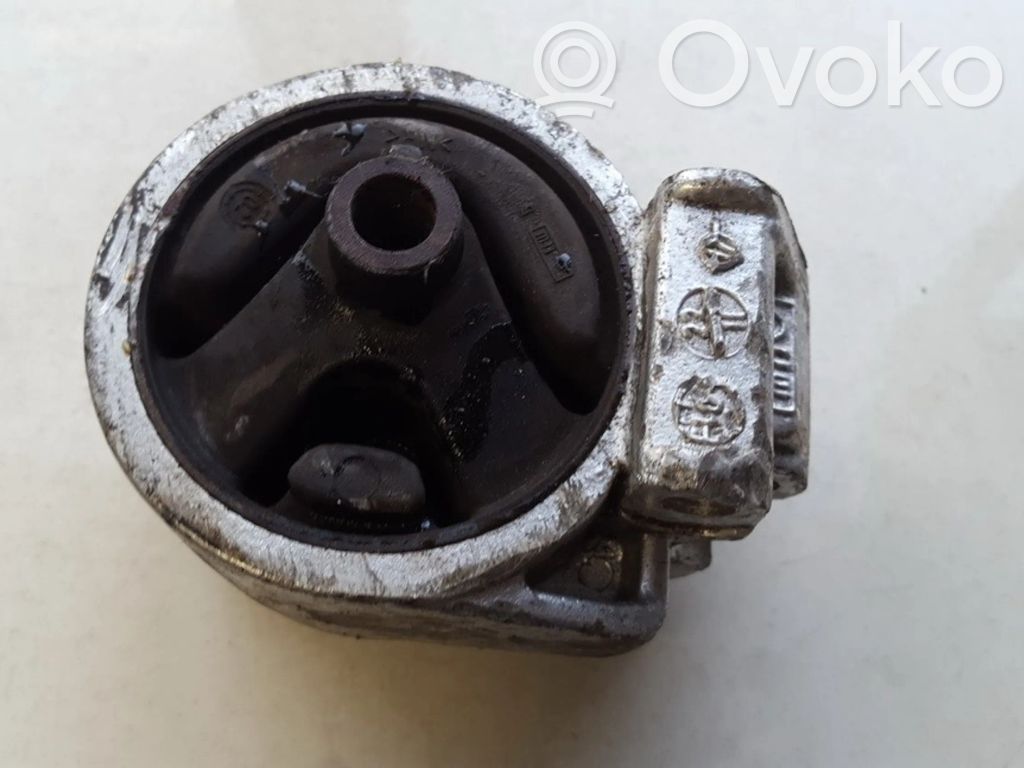 Mitsubishi Carisma Engine mount bracket 
