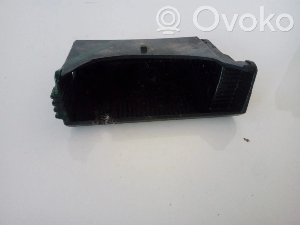 Ford Mondeo MK IV Cendrier