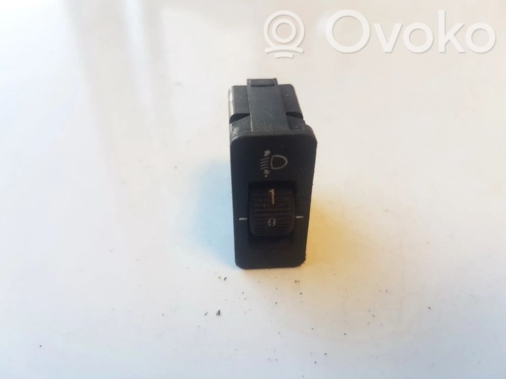 Bouton commande réglage hauteur de phares   61318360460,21323000,21323000,61318360460