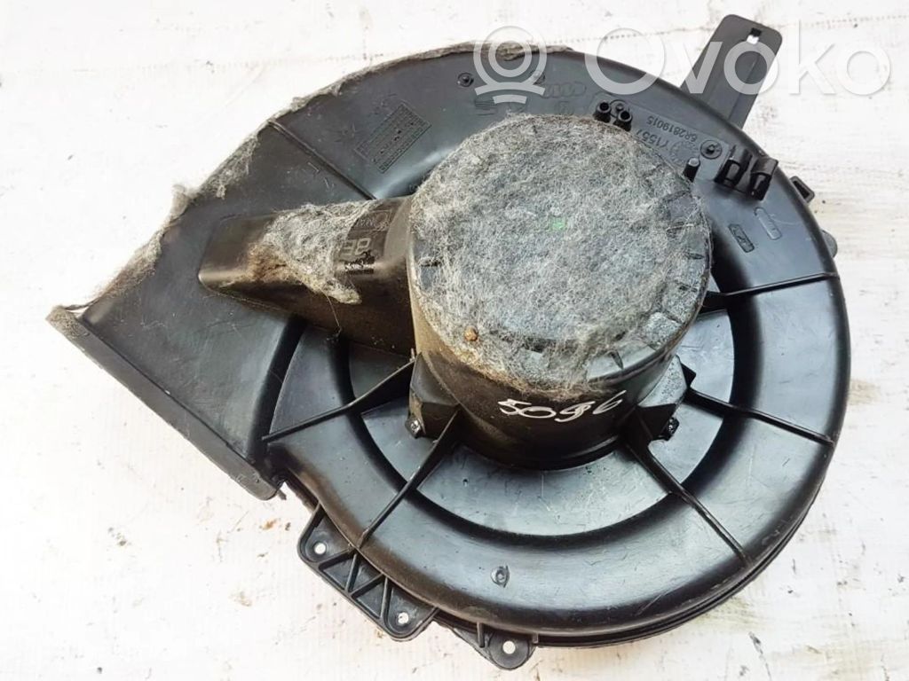 Skoda Rapid (NH) Ventilator aerotermă 