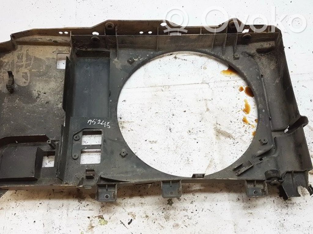 Citroen Xsara Picasso Osłona wentylatora chłodnicy 