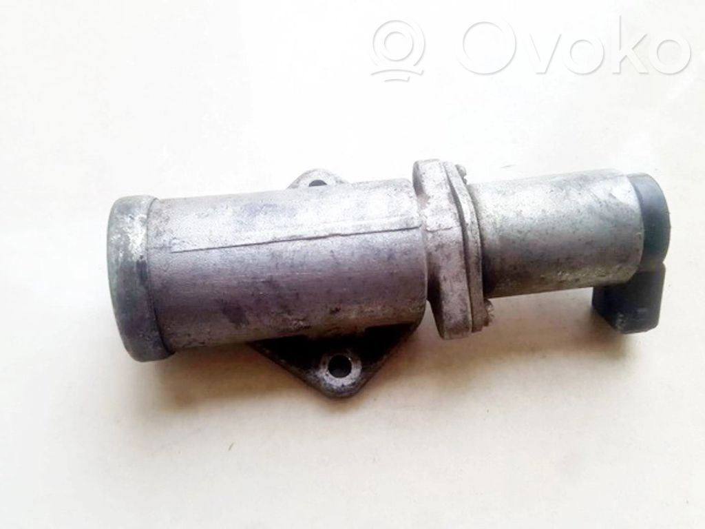 Volvo S40, V40 Valvola di regolazione del minimo