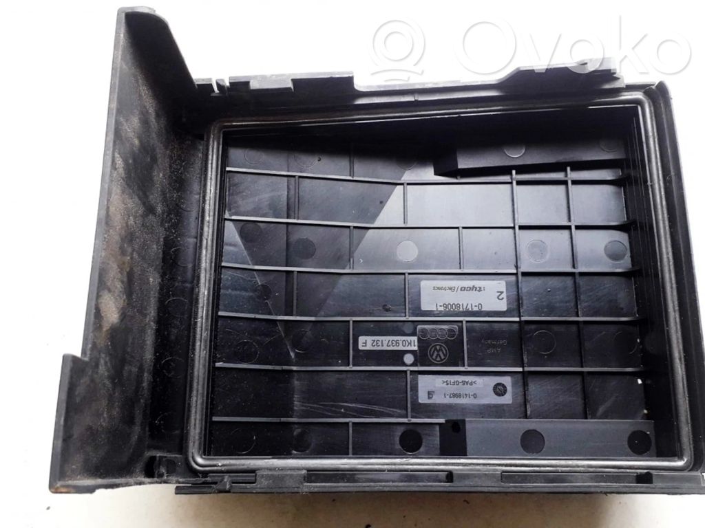 Skoda Octavia Mk2 (1Z) Capac cutie siguranțe