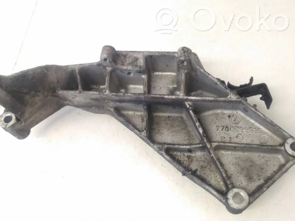 Renault Espace III Engine mounting bracket 