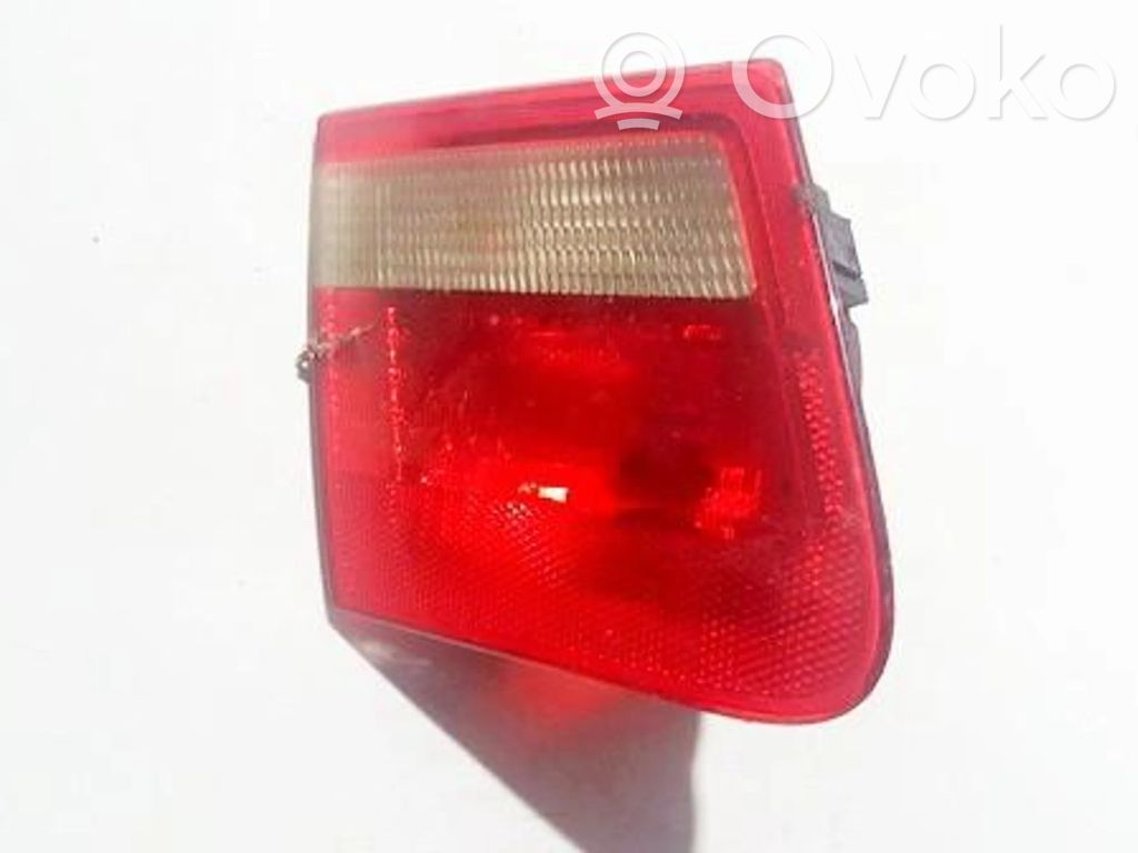 BMW 3 E46 Luci posteriori del portellone del bagagliaio 