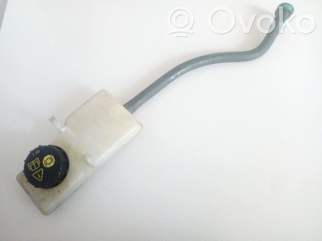 Volkswagen Golf V Serbatoio di compensazione del liquido del freno
