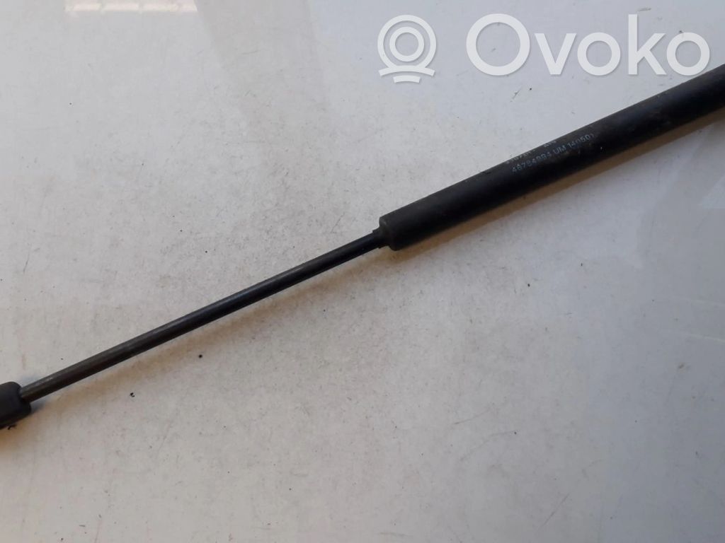 Fiat Stilo Amortyzator klapy tylnej bagażnika 