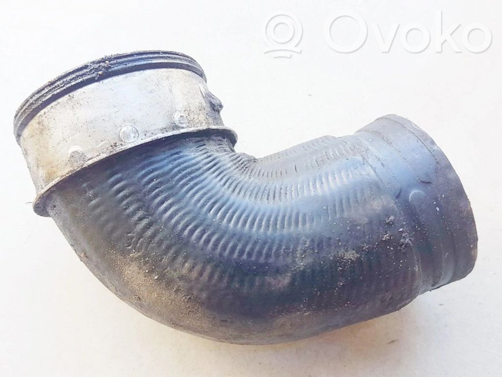 Volkswagen PASSAT B5 Tubo flessibile intercooler