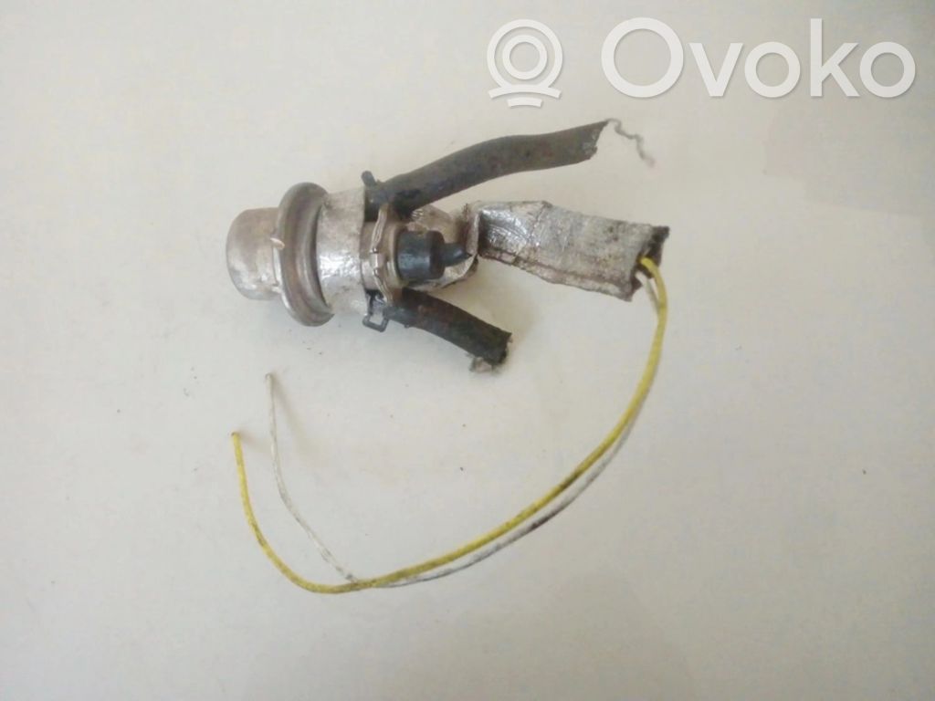Mercedes-Benz E W212 Sensor de presión de combustible 