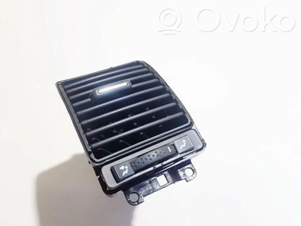 Renault Laguna II Dysze / Kratki środkowego nawiewu deski rozdzielczej 
