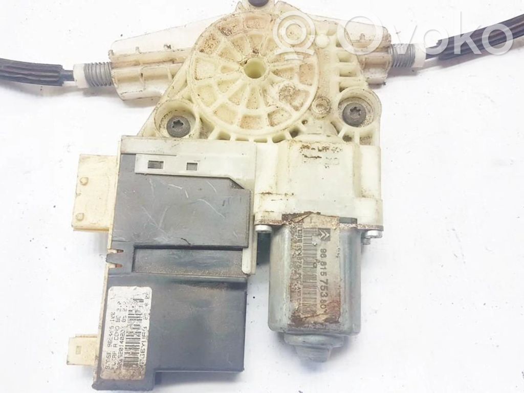 Citroen C4 I Motor del regulador de la ventanilla de la puerta delantera 