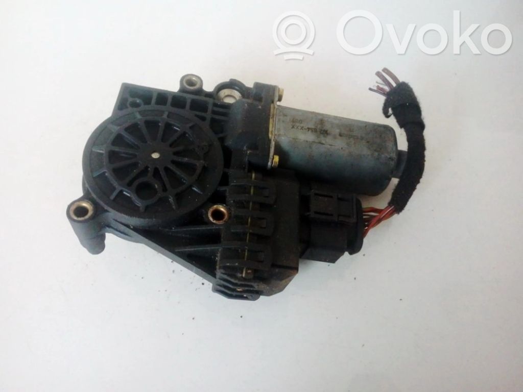 Audi A6 S6 C6 4F Silnik regulatora szyby drzwi przednich 