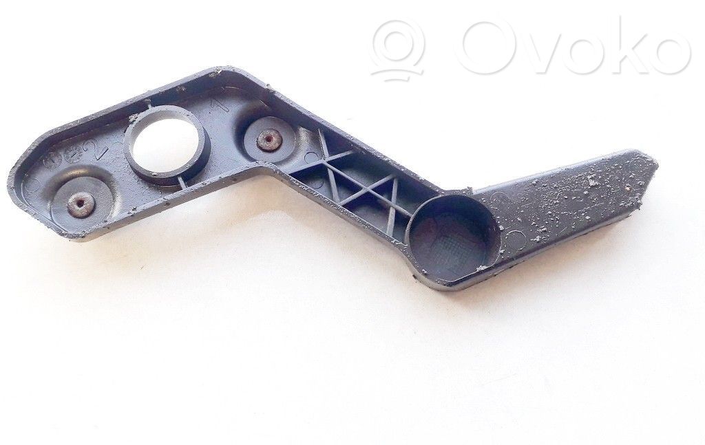 Opel Astra J Support de pare-chocs arrière