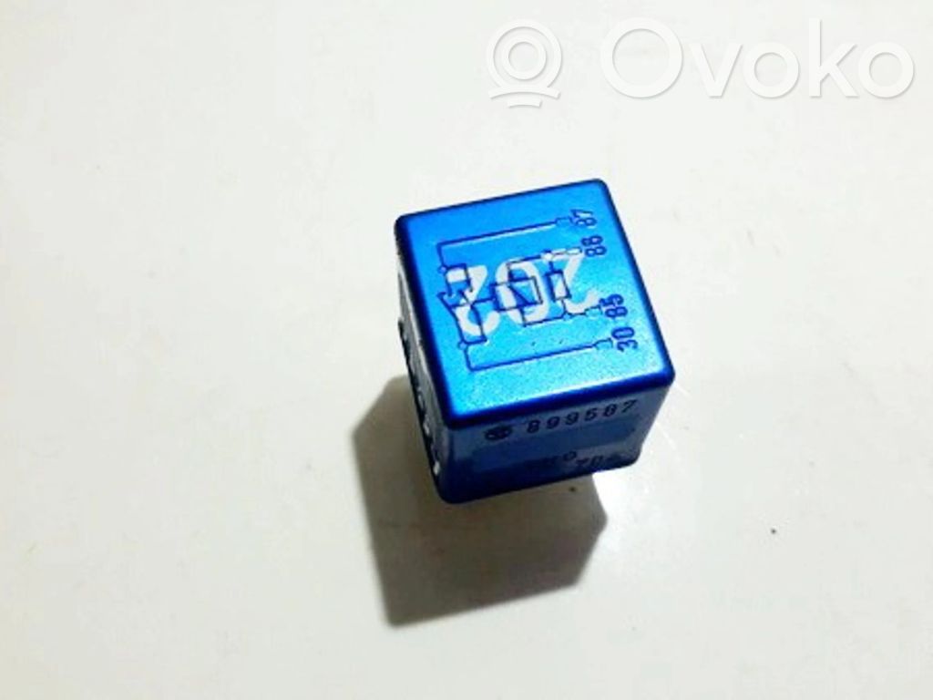 Inne przekaźniki   8A0951253,8A0951253