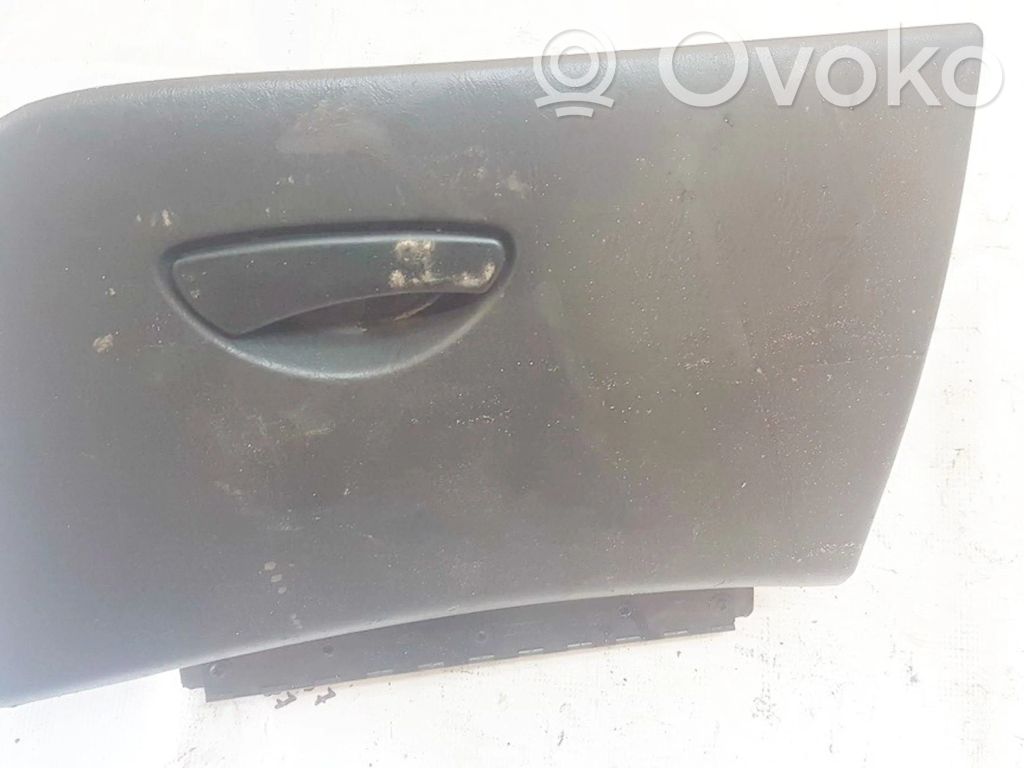 Ford Focus Mantu nodalījums 