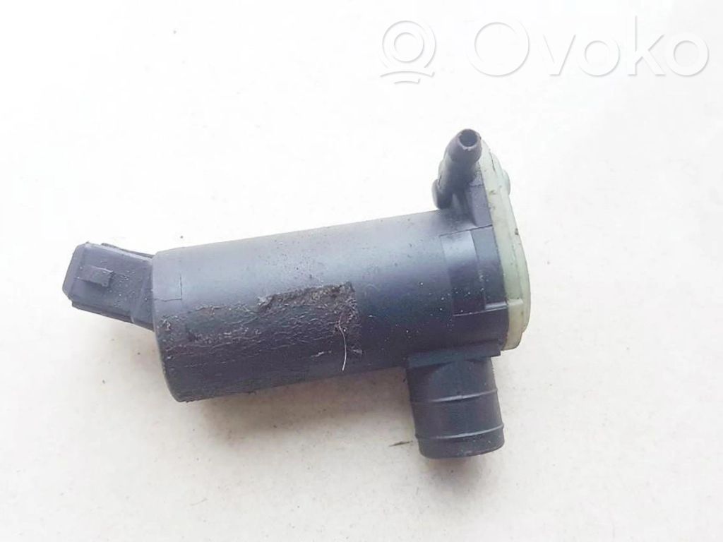 Ford Focus Pompa spryskiwacza szyby przedniej / czołowej 