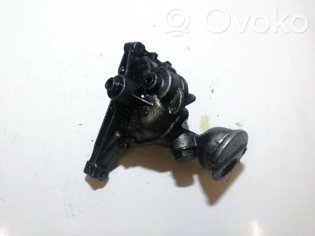 Mercedes-Benz C W202 Bomba de aceite