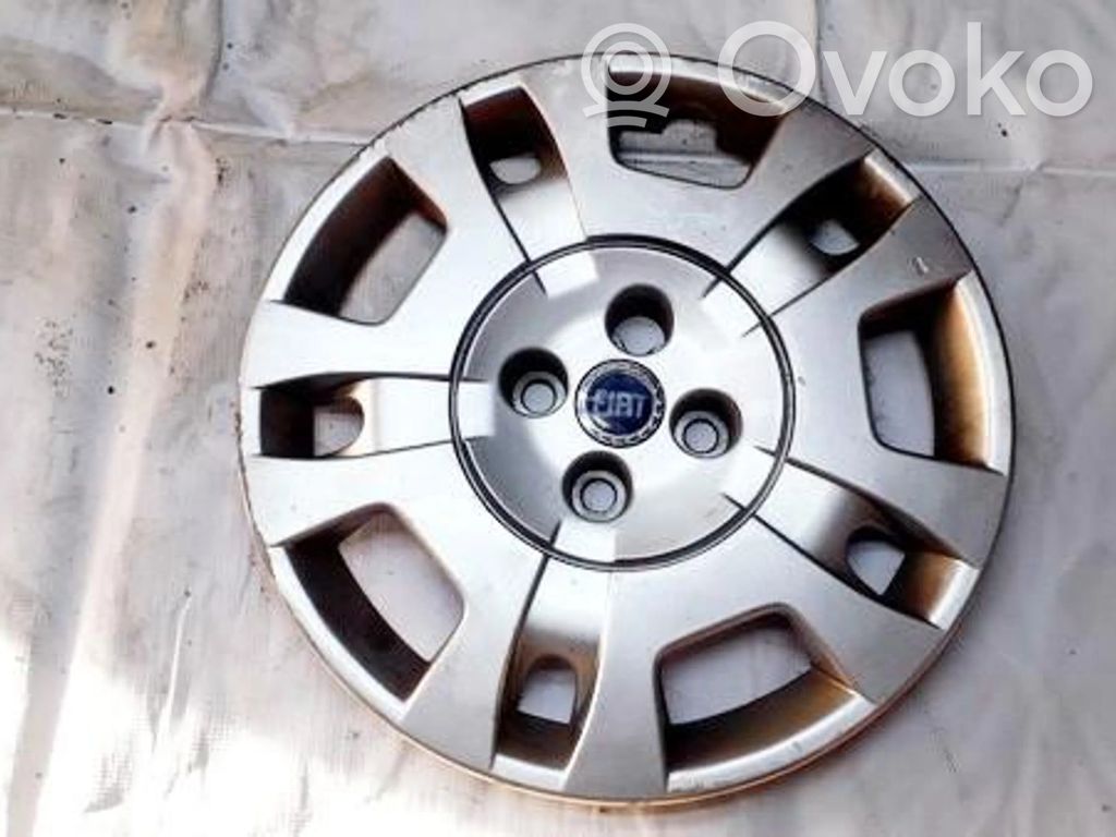 Fiat Idea R15-pölykapseli 