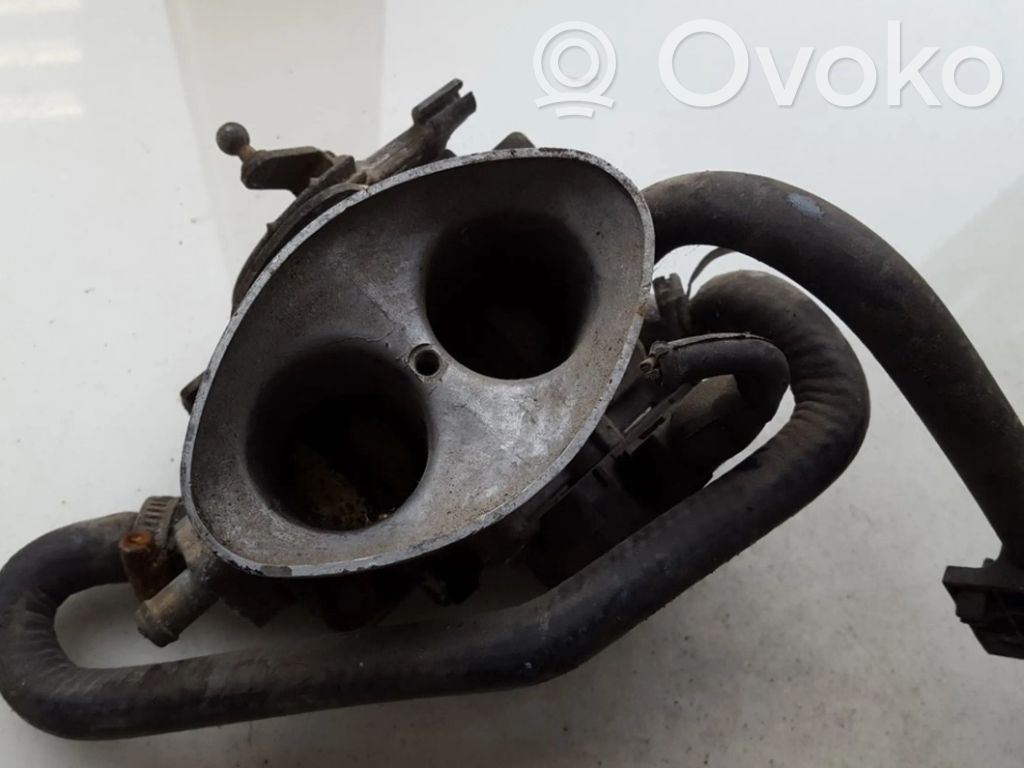 Volvo 340 -  360 Válvula de mariposa 
