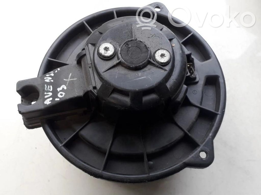 Toyota Avensis T250 Ventola riscaldamento/ventilatore abitacolo