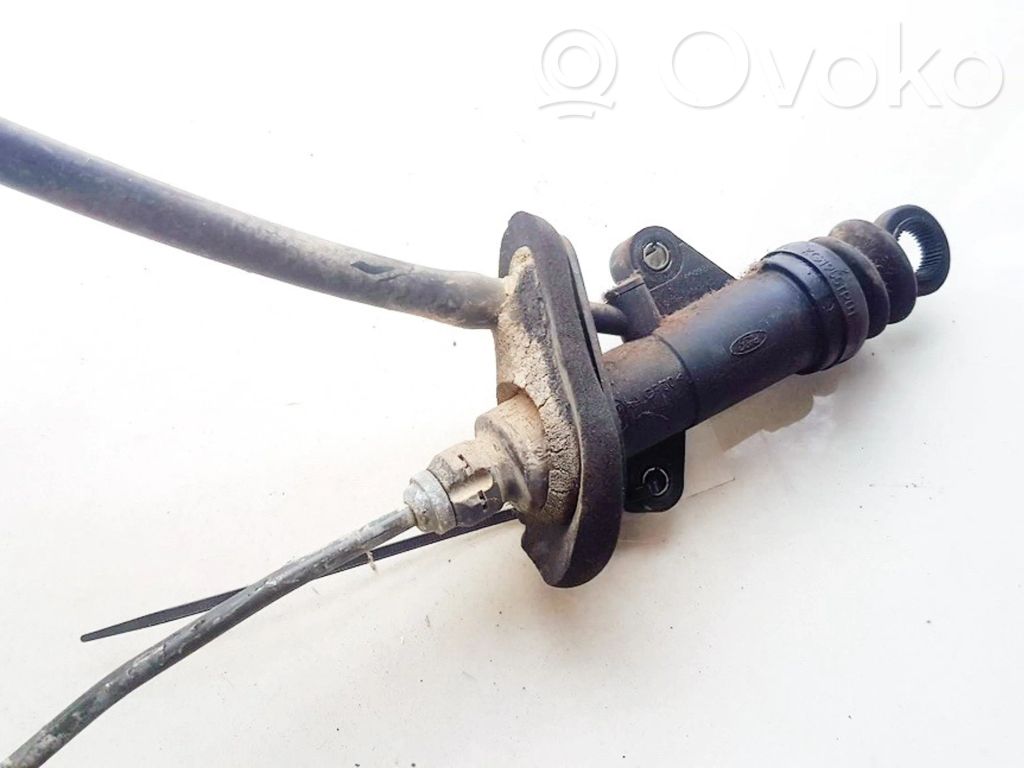 Ford Mondeo MK II Kytkimen pääsylinteri 