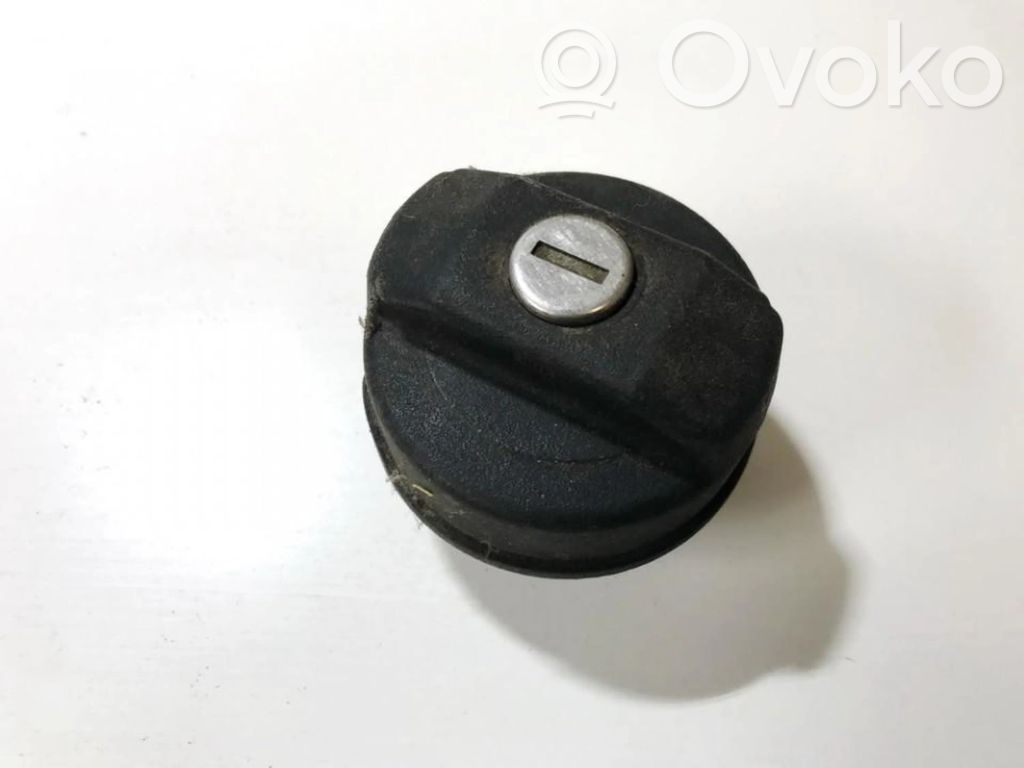 Volkswagen Golf III Tappo del serbatoio del carburante