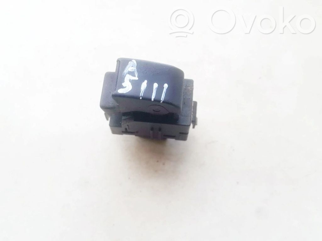 Comutator comandă geamuri electrice   848100F010,848100F010