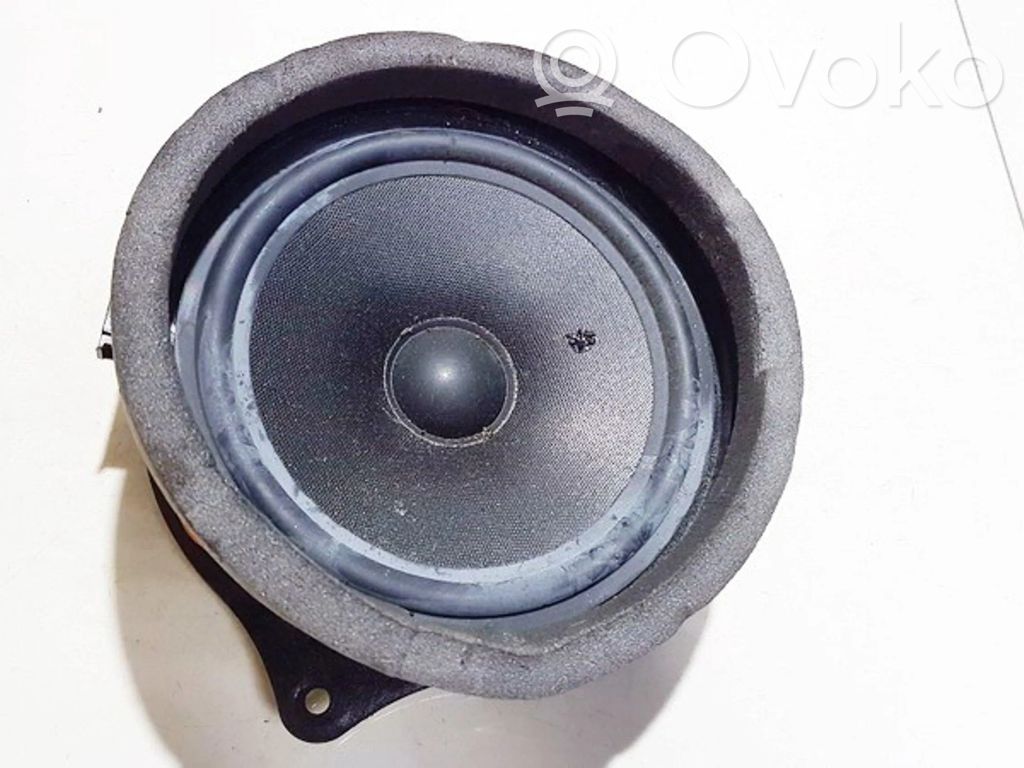 BMW 3 E46 Front door speaker 