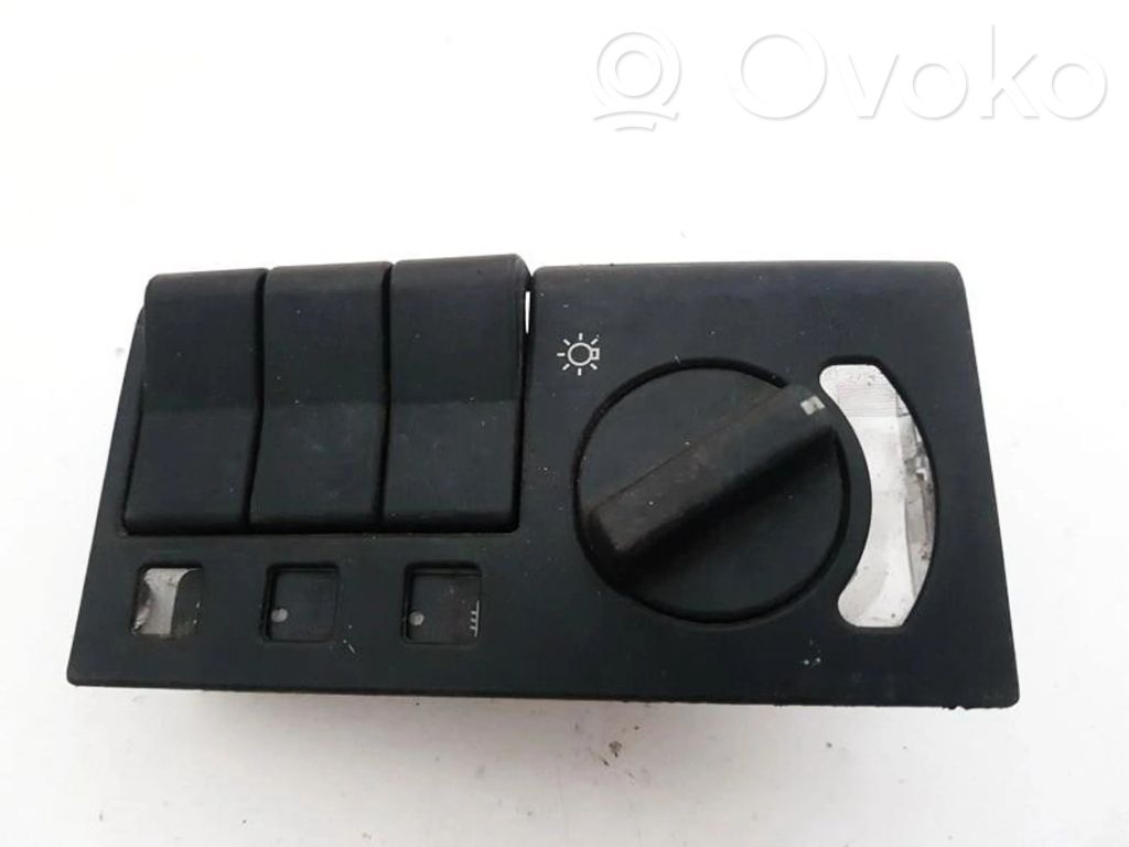 Volvo 440 Light switch 