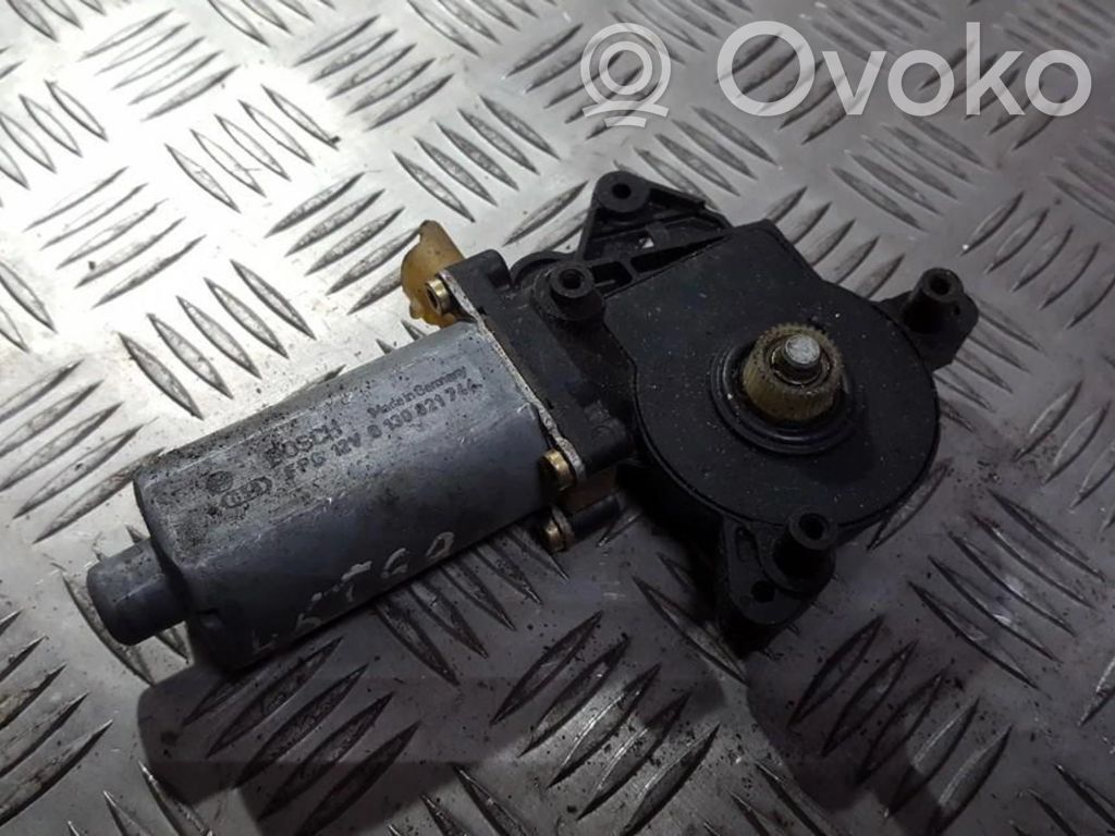 Toyota Avensis T220 Motor macara geam ușă spate 