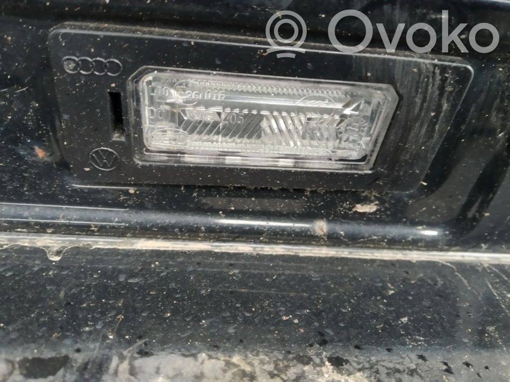 Audi A5 8T 8F Éclairage de plaque d'immatriculation 