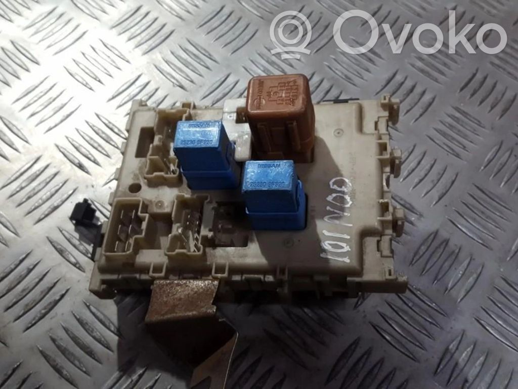 Nissan Almera Tino Boîte à fusibles
