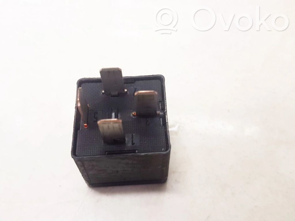 Otros relés   2S7T14B192AA,2S7T14B192AA