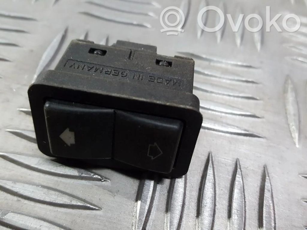 Interruptor del elevalunas eléctrico   8368974,8368974