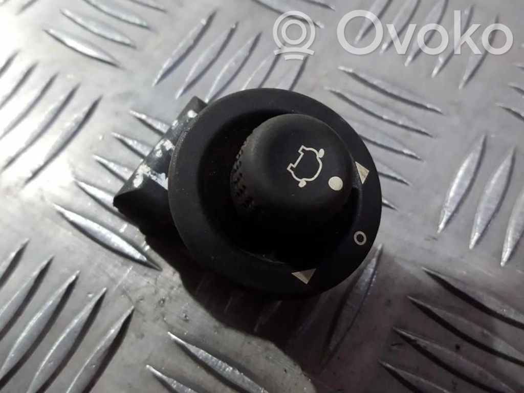Interruptor del espejo lateral   93BG17B676BA,93BG17B676BA,93BG17B676BA,93BG17B676BA