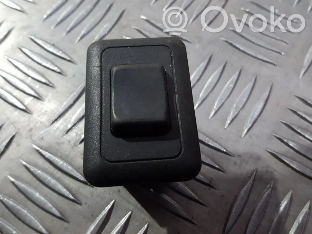 Electric window control switch   3523120,03838658,03838658,3523120