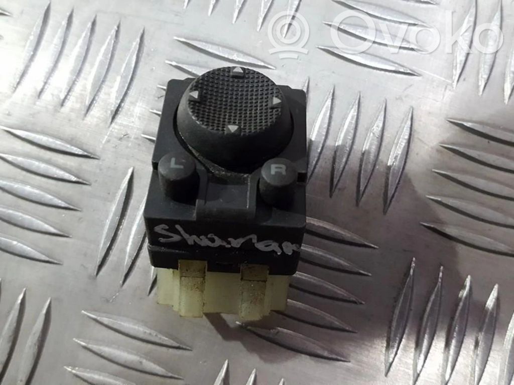 Interruttore specchietto retrovisore   1H0959565,95VW14B003BAW,1H0959565,95VW14B003BAW