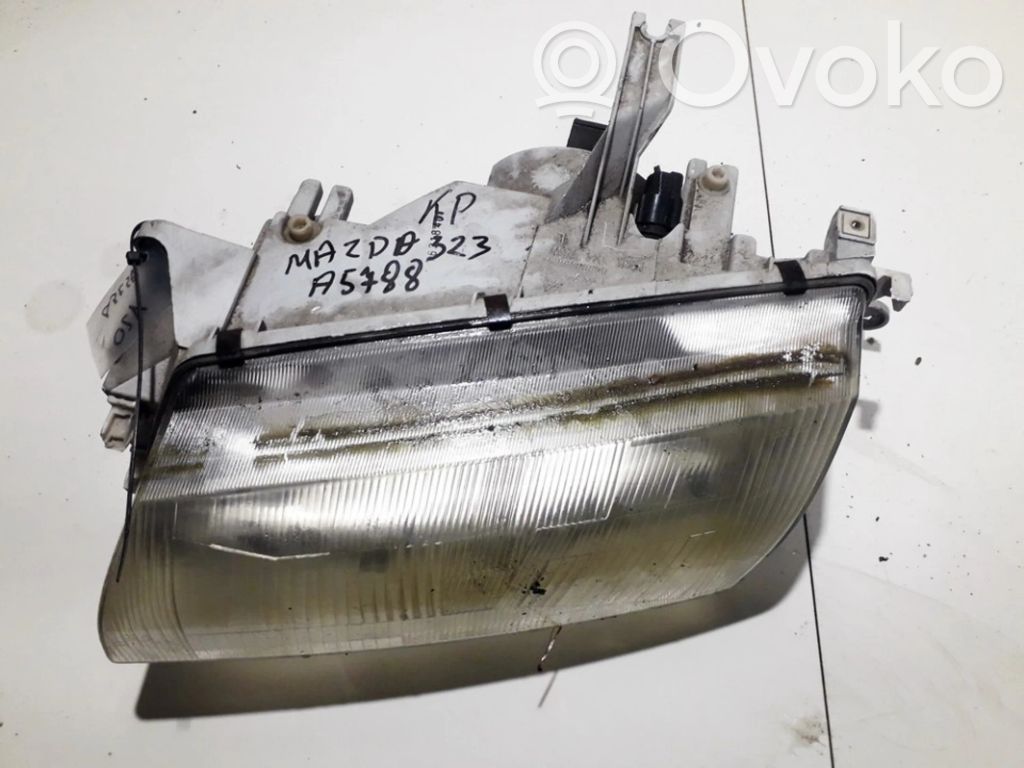 Mazda 323 Scheinwerfer 