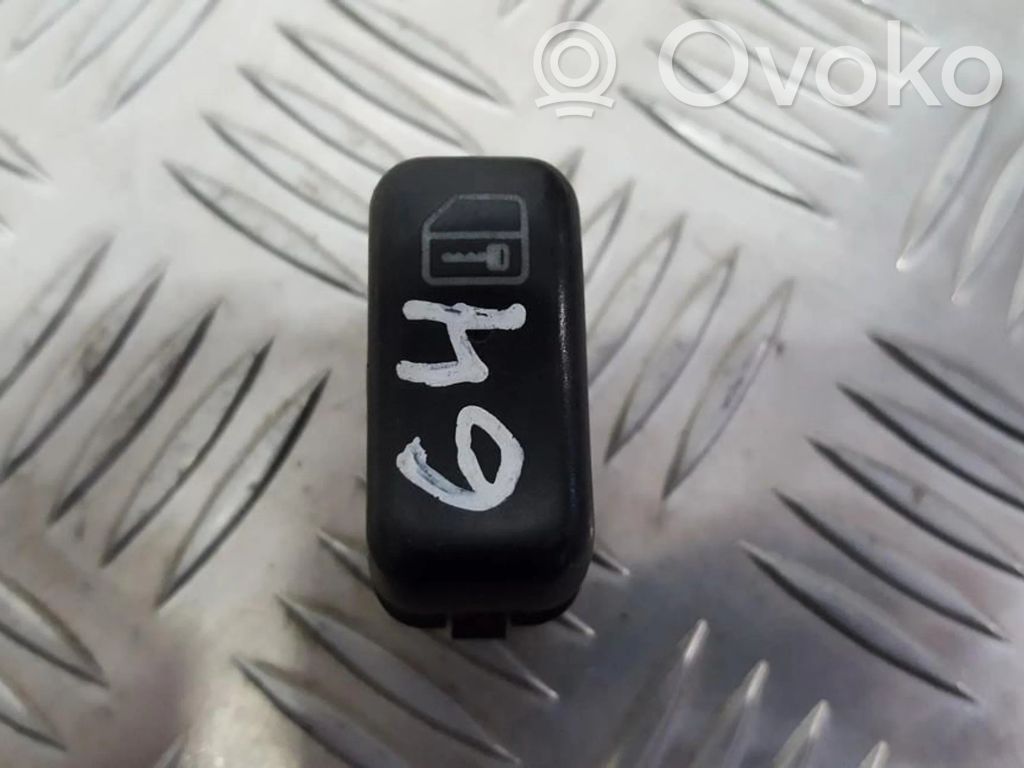 Mercedes-Benz Vito Viano W638 Przycisk centralnego zamka 