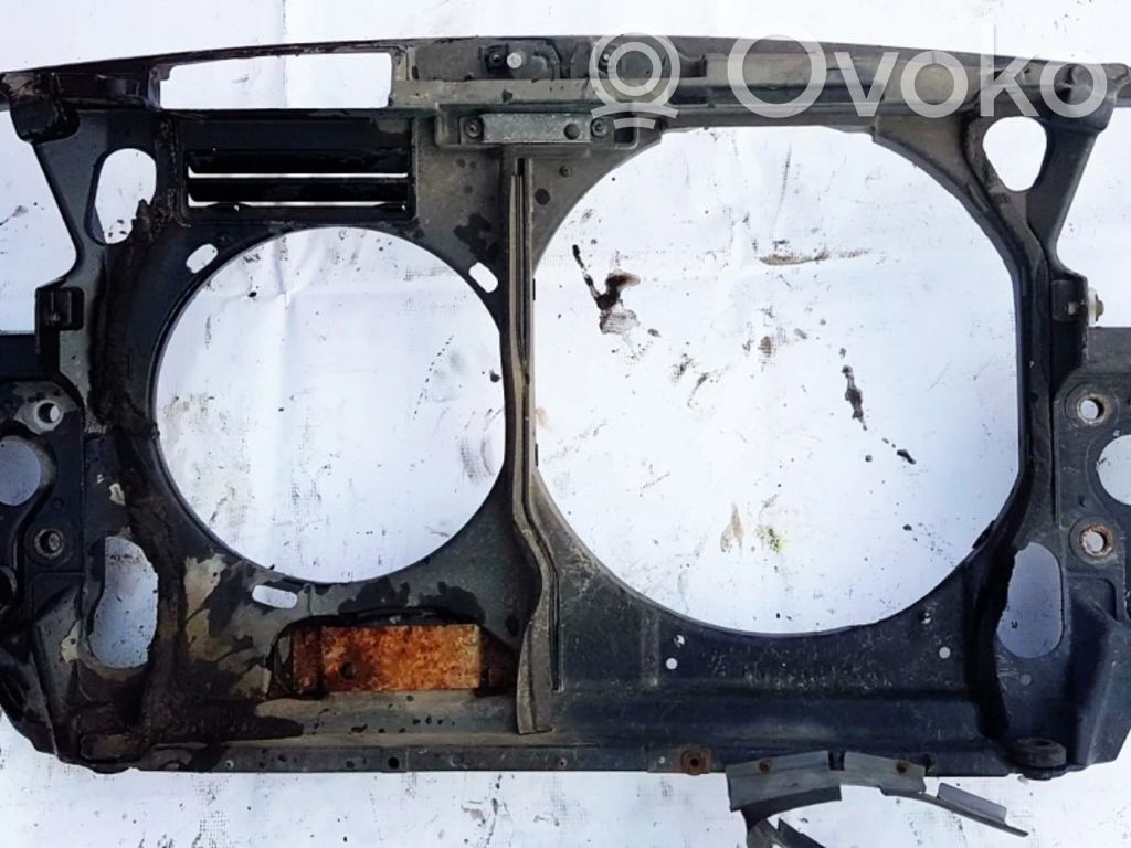 Jäähdyttimen kehyksen suojapaneeli   059010158A,059010158A
