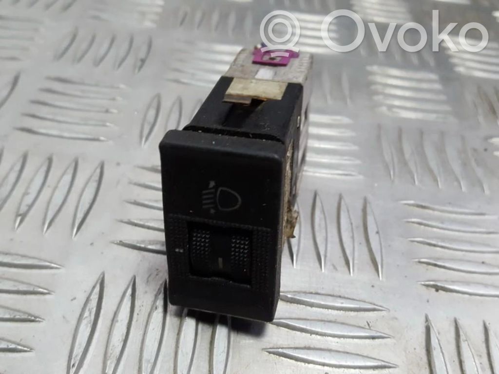Audi 80 90 S2 B4 Interruttore di regolazione livello altezza dei fari 