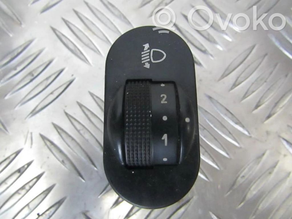 Ford Mondeo MK II Bouton commande réglage hauteur de phares
