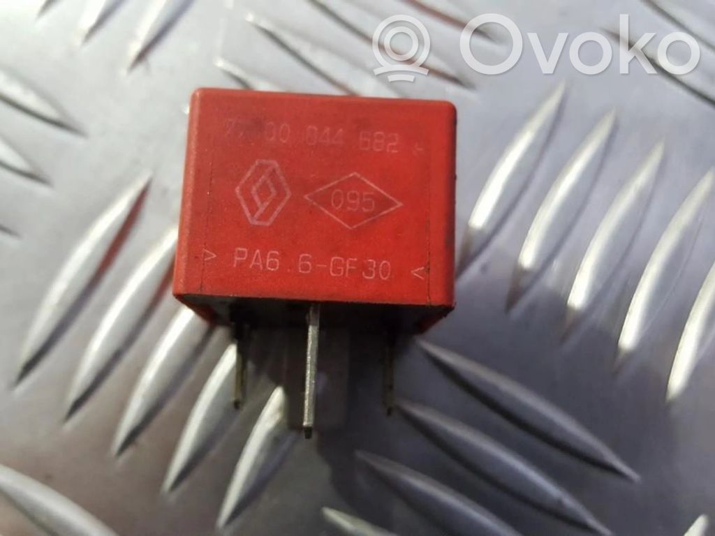 Opel Vivaro Muu rele 