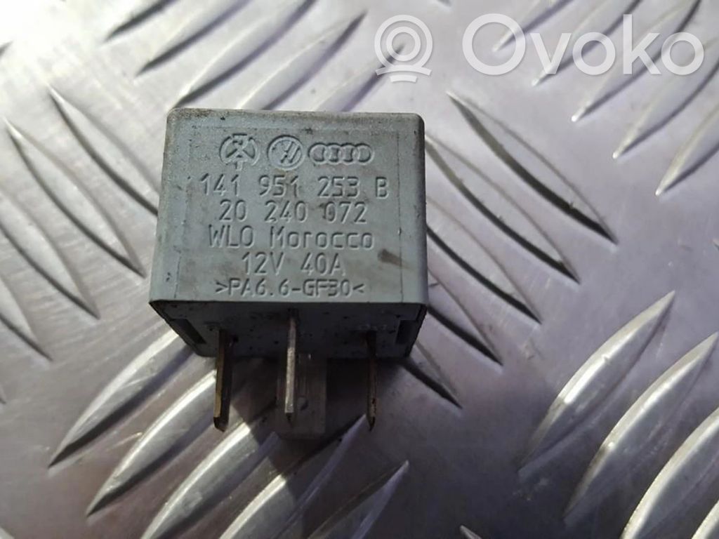 Alte relee   141951253B,20240072,141951253B,20240072
