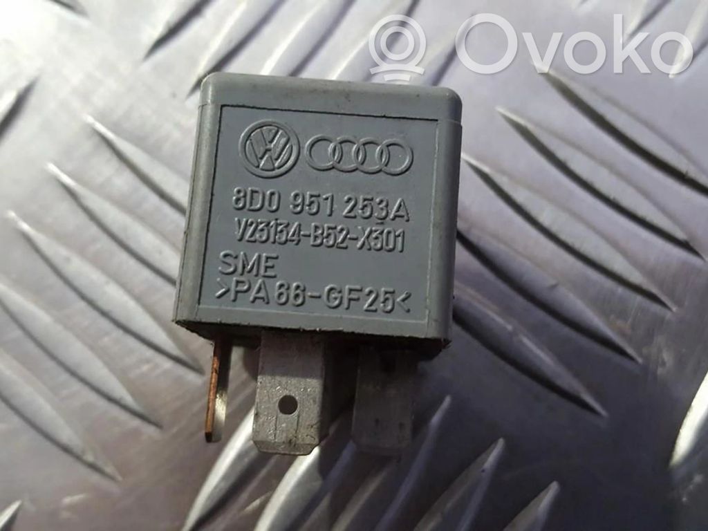 Volkswagen PASSAT B5.5 Autres relais