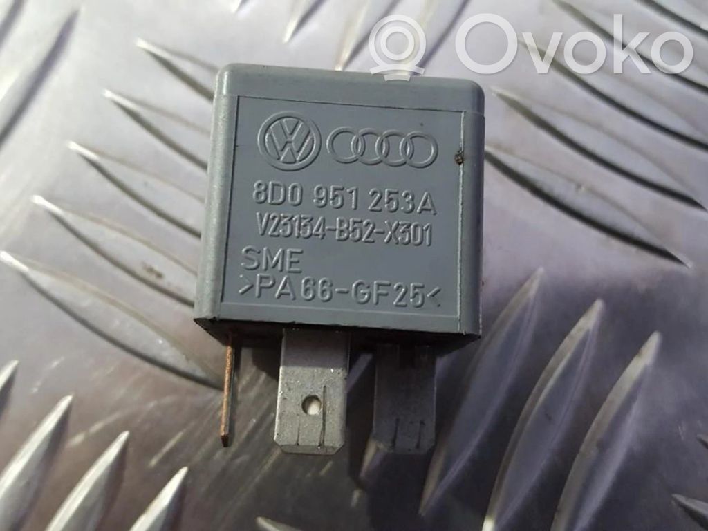 Volkswagen PASSAT B5.5 Autres relais