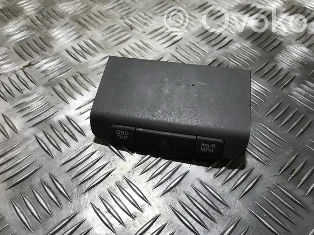 Toyota Prius (XW10) Botón interruptor de luz de peligro 