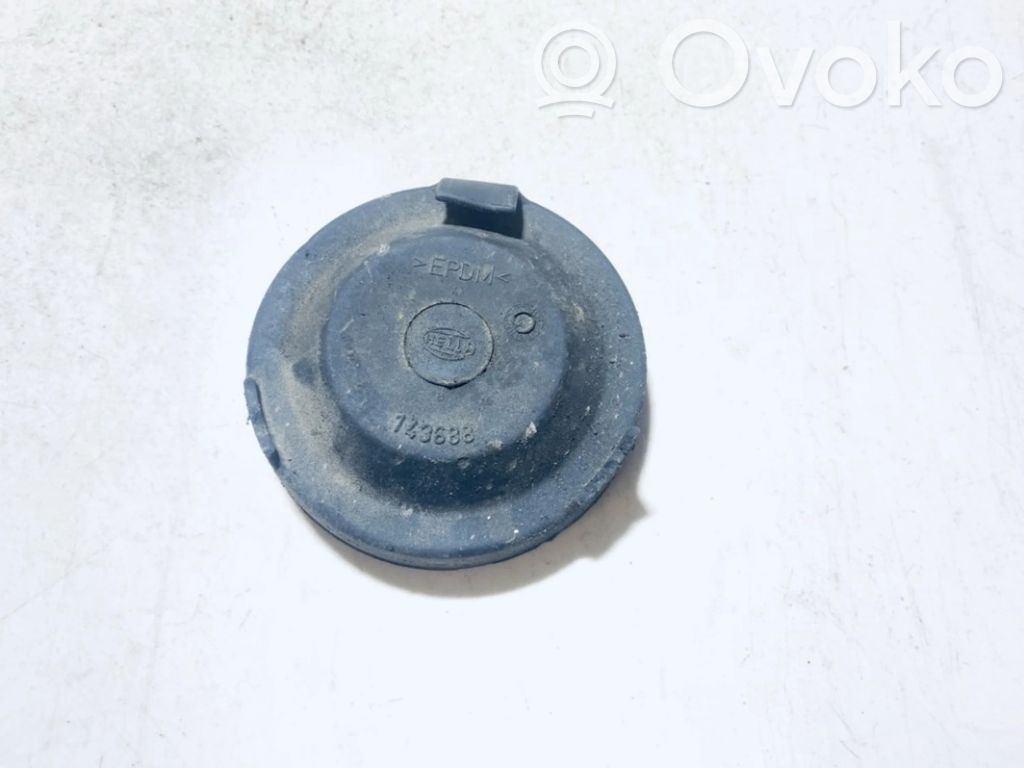 Cache-poussière de phare avant   143688,143688